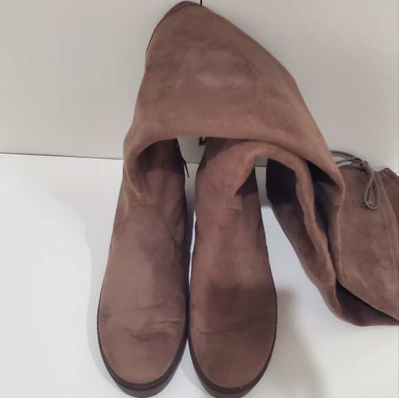 Stuart Weitzman 'Playtime' Over The Knee Boot - Picture 3 of 13